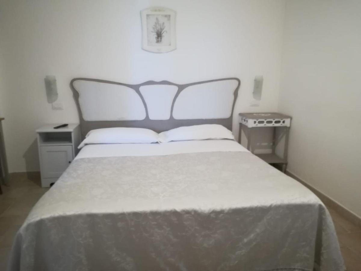 Albaetramonto Bed & Breakfast Cozze Exterior foto